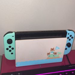 ACNH Edition Nintendo Switch With ACNH game