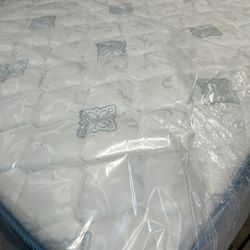 Full Mattress With Boxspring 
