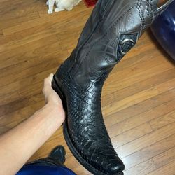 Python Boots