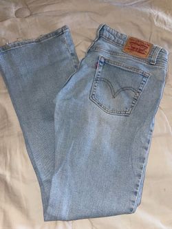 Levis -Women’s pants