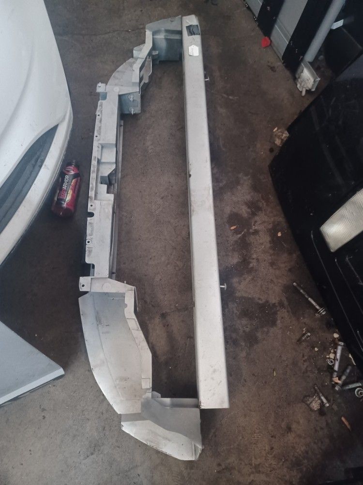 1999 Mustang Header Panel And Front Bumper Support