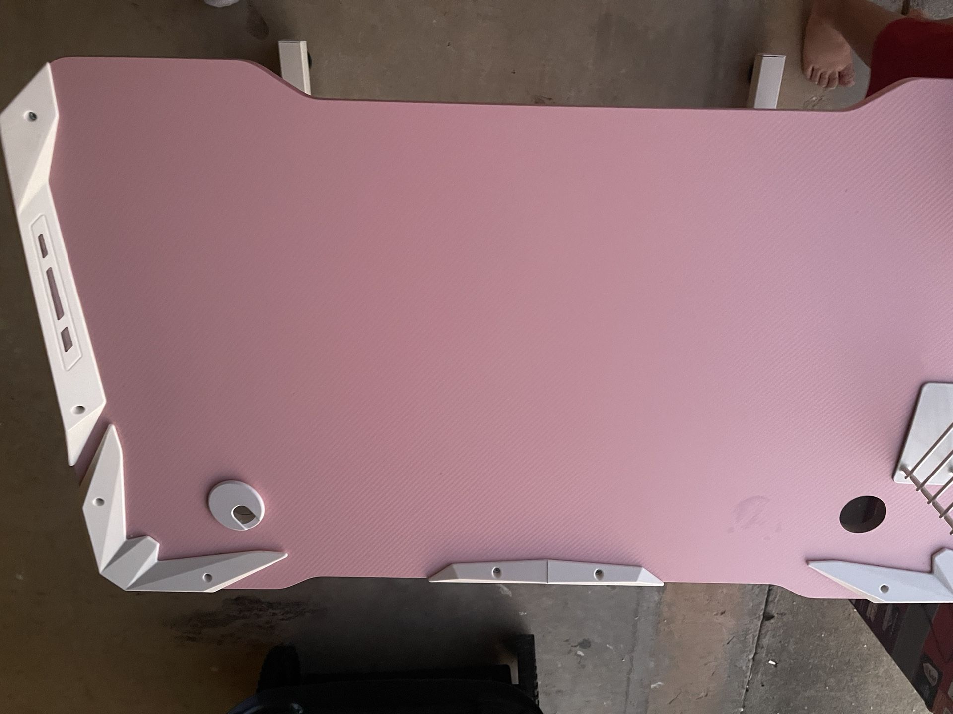 Used gaming desk