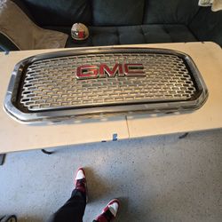 2017 GMC Yukon Denali Grill 