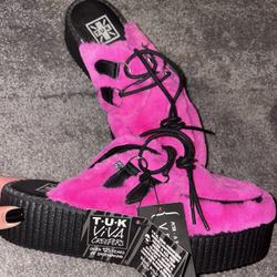 BRAND NEW TUKS SIZE 10 