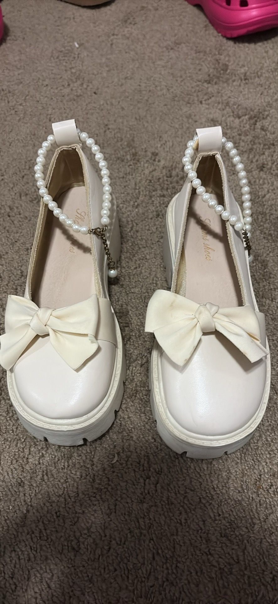Women’s sandals