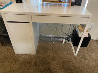 IKEA Micke desk, white, 41 3/8x19 5/8
