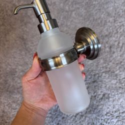 Ginger 1114-15 Soap/Lotion Dispenser – Satin Nickel (New, Open Box, 5 Available)