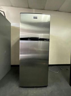 Stainless Steel Top Freezer Refrigerator