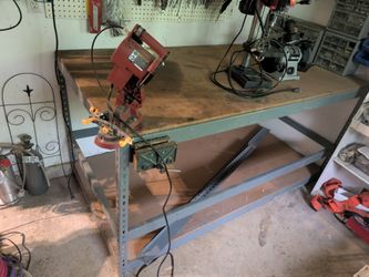 FREE Heavy-Duty Garage Workbench / Shop Table