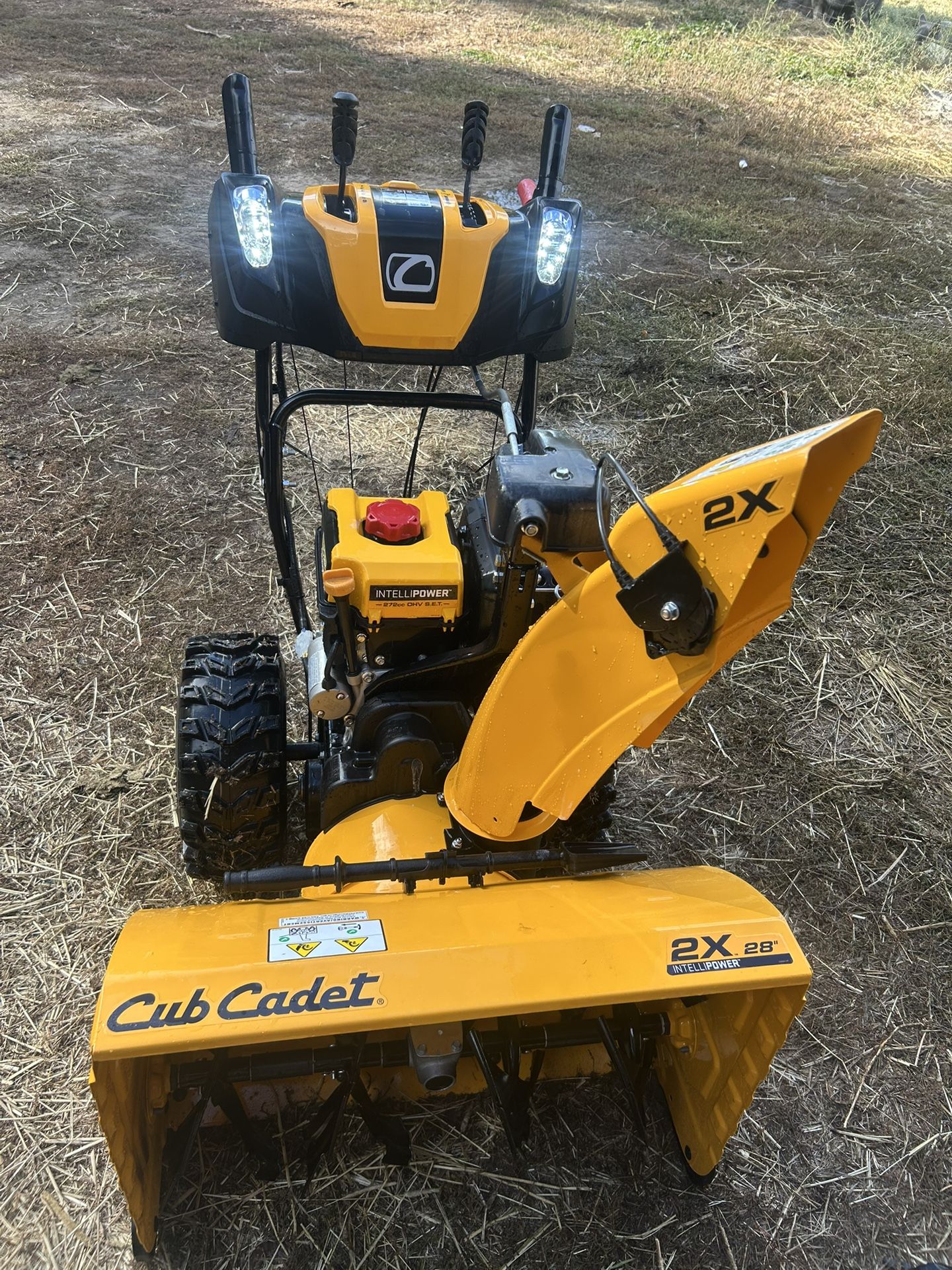 Snow blower  28 In. Gas