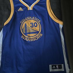 Stephen Curry Golden State jersey number 30 size youth L
