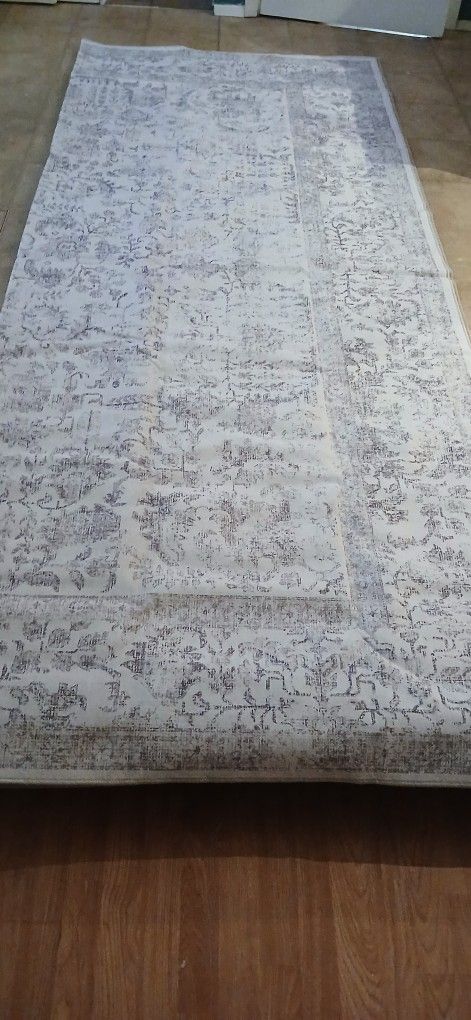 Brand New AREA RUG 8X10