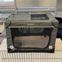 🔥Special Price🔥 Brand New, 30” Foldable Pet Travel Crate featuring 3 Zippered Doors and Breathable Mesh Panels. Lightweight and portable, it include
