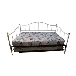 Vintage Trundle Bed (Twin)