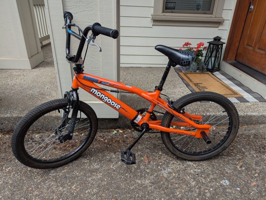 Mongoose Bionic BMX Bike