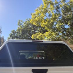 LEER Work SHEEL CAMP Silverado 