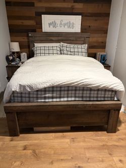 Rustic Solid Wood Queen Bed Frame