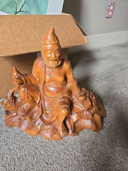 Wood sculpture
