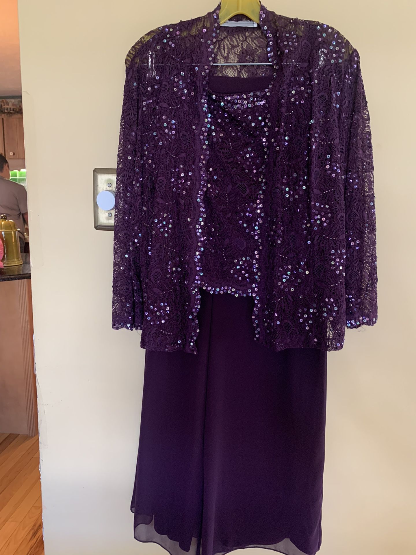 Women’s Formal Pantsuits