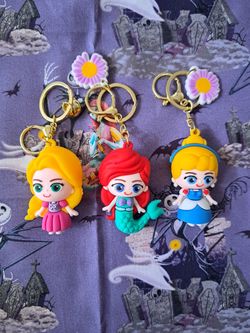Disney Princess Keychain Set