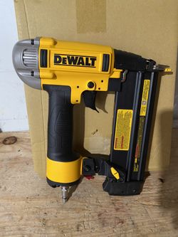 Dewalt Finish gun