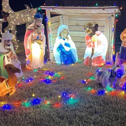 Vintage Blow Mold Nativity And Baby Jesus