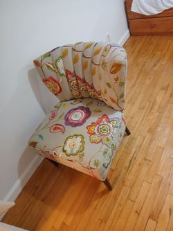 Silla floral compania wayfair.