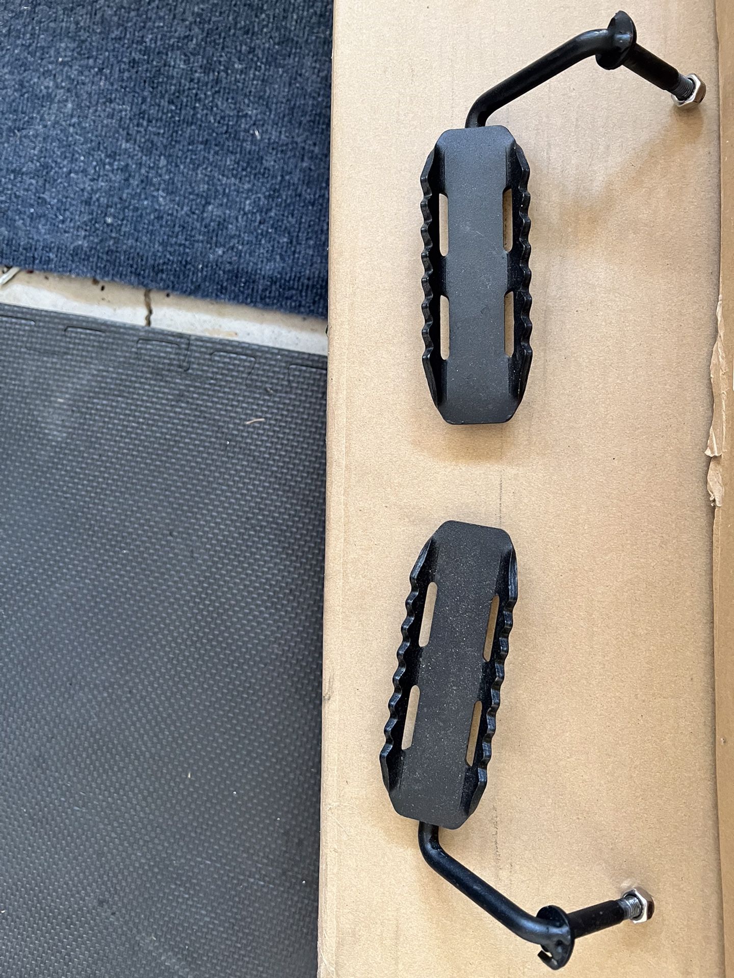 Jeep Wrangler Foot Pegs