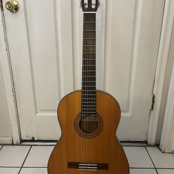 Yamaha CG122 MS Classical Guitar With Soft Case/Gig Bag