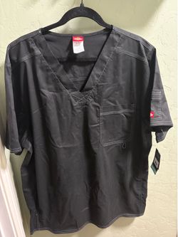 Men’s large dickies scrub top