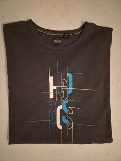 Men's Gray Hugo Boss T-shirt Size Medium
