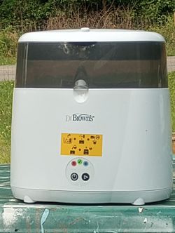 Baby bottle Sterilizer