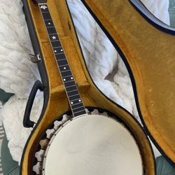 1920’s Vega Professional 19 Fret Tenor Banjo