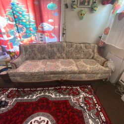 Vintage Floral Sofa 