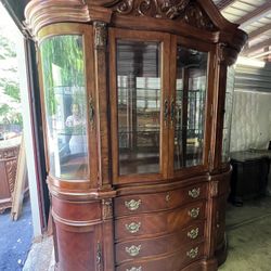 Havertys Dining Set And China Cabinet 