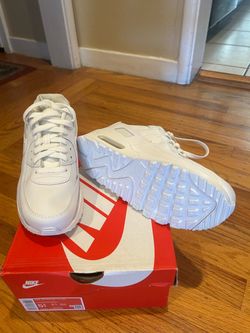 Nike Air Max 90 women’s shoes, sz 7