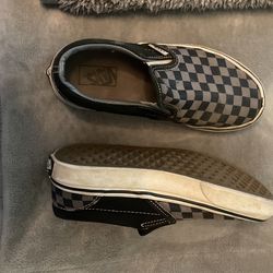 Size 2.5 Vans