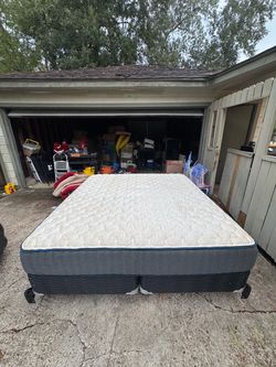 King size bed