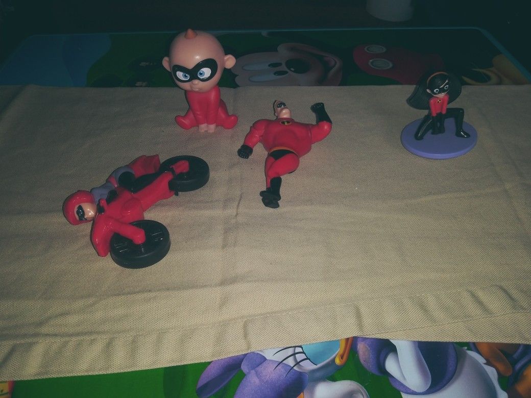 McDonald's toys Disney Incredibles 2 lot