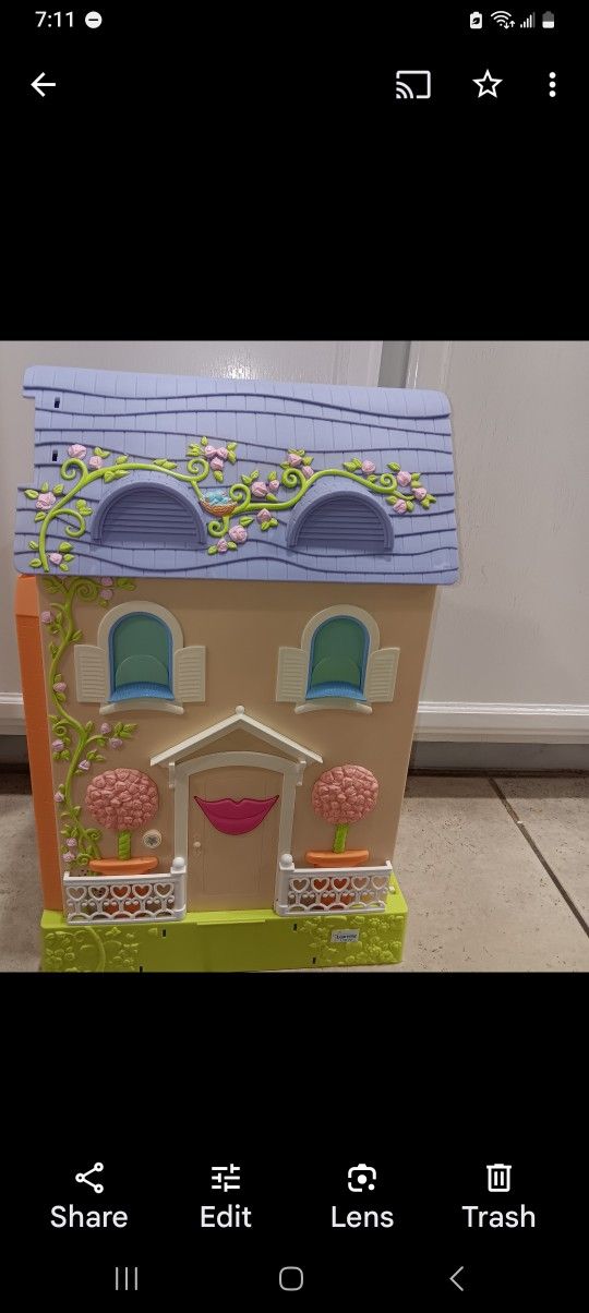 Double Story Doll House