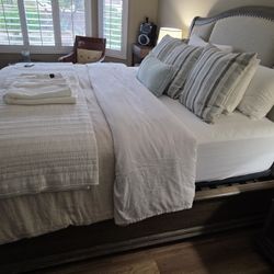 Cal King XL Split Matresses  Auto  Massage Lift , Lights