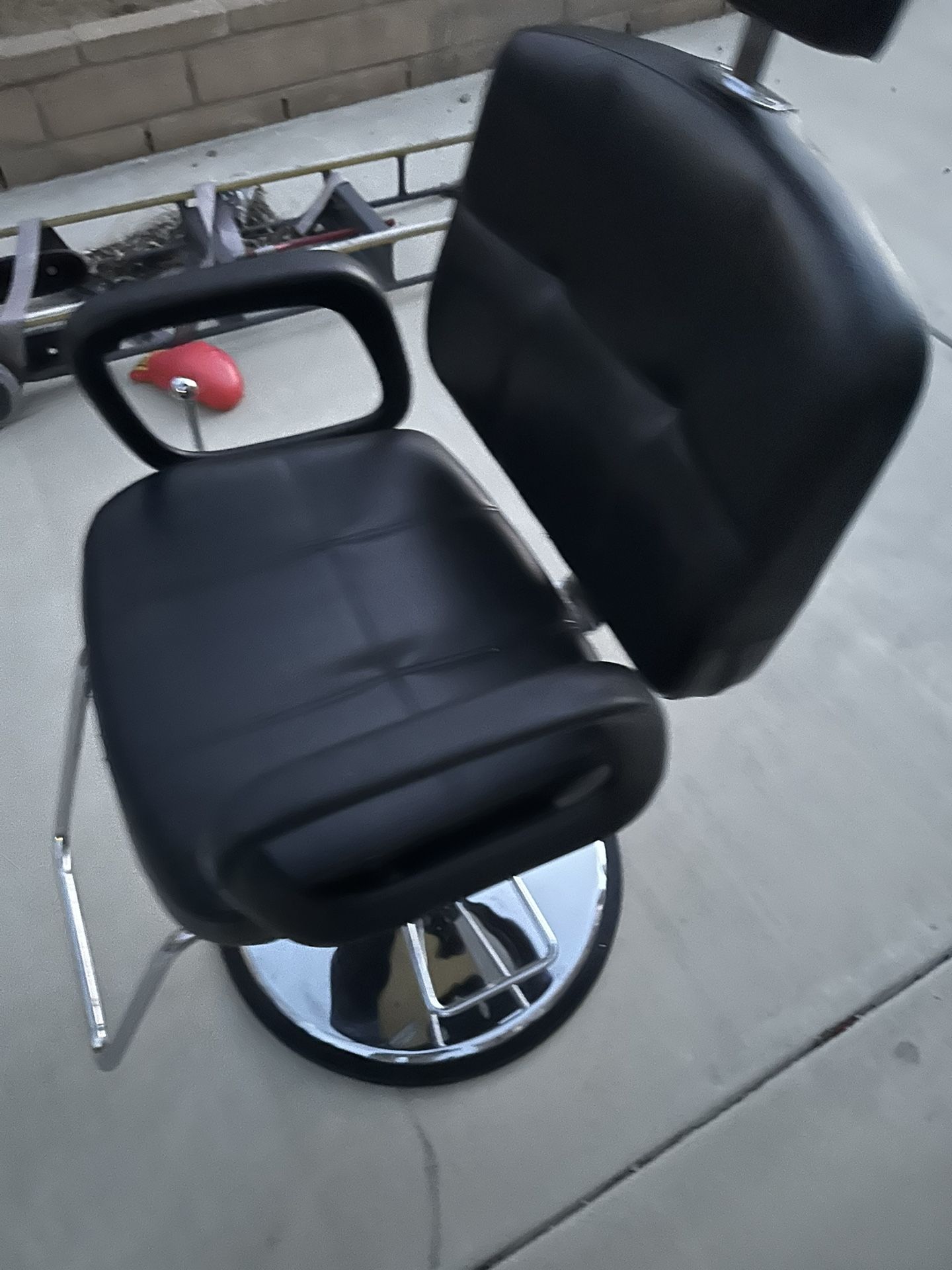 Salon chairs for Sale in Palmdale, CA OfferUp