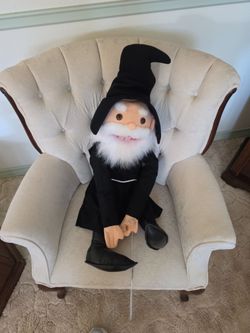 Wizard Ventriloquist Puppet – Excellent Condition – Discontinued