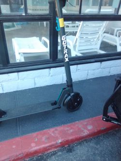 GO TRAX SCOOTER