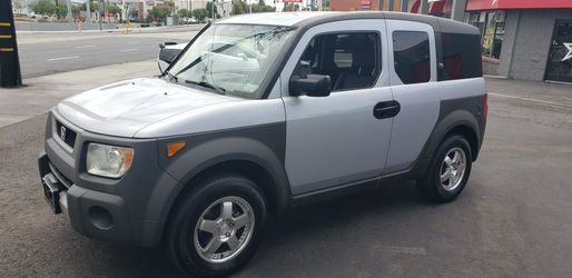 2004 Honda Element