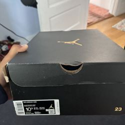 Air Jordan 1 Mid Royal Blue & Black