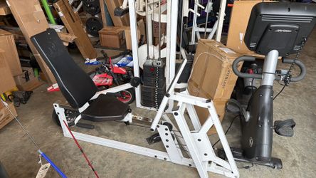Pacific fitness leg press