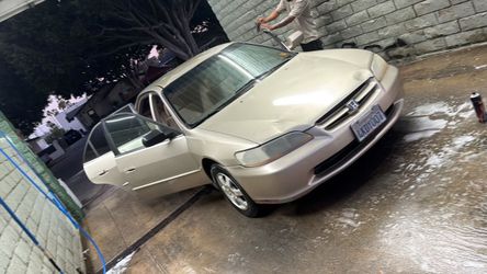 2000 Honda Accord