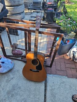 Yamaha Guitar