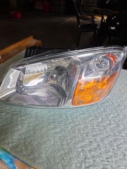 Kia Sentra head lights